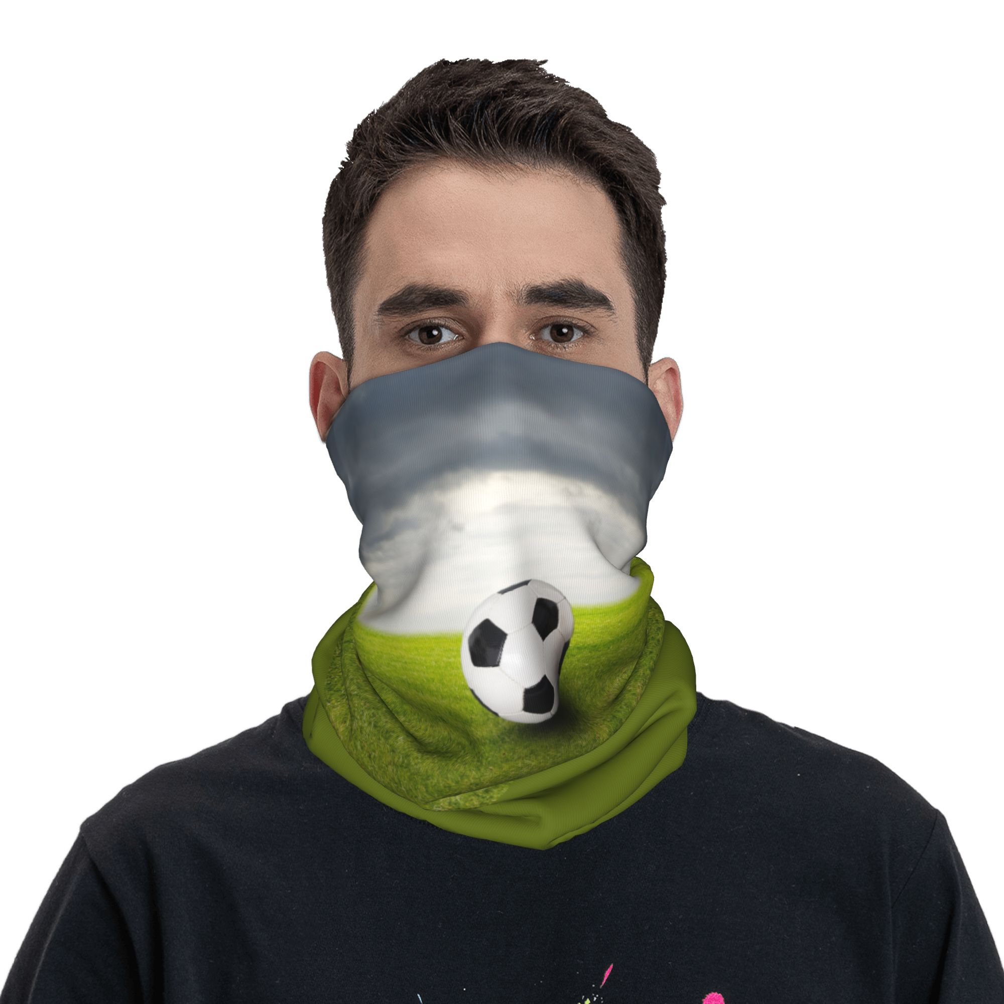맞춤형 축구공이 잔디 위에 놓인 밴다나 넥 게이터 방풍 - Neck Gaiter Face Cover 리뷰 및 가격